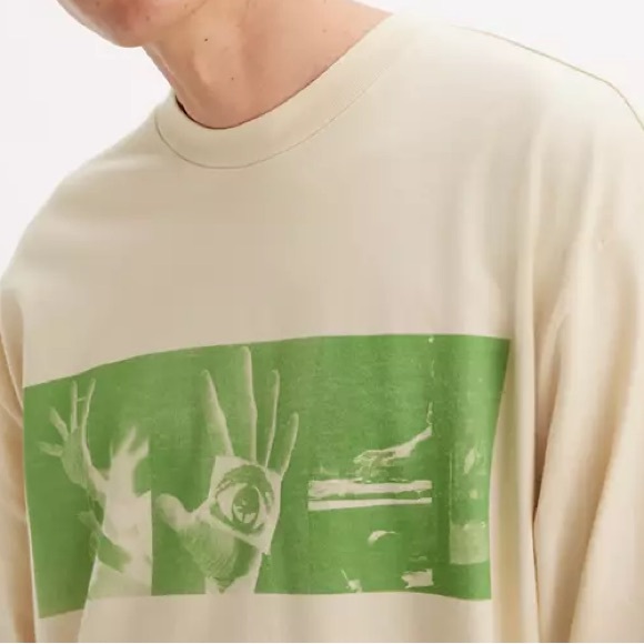 LEVI'S® Skateboard Graphic Long Sleeve T-Shirt Size Large - Picture 3 of 9